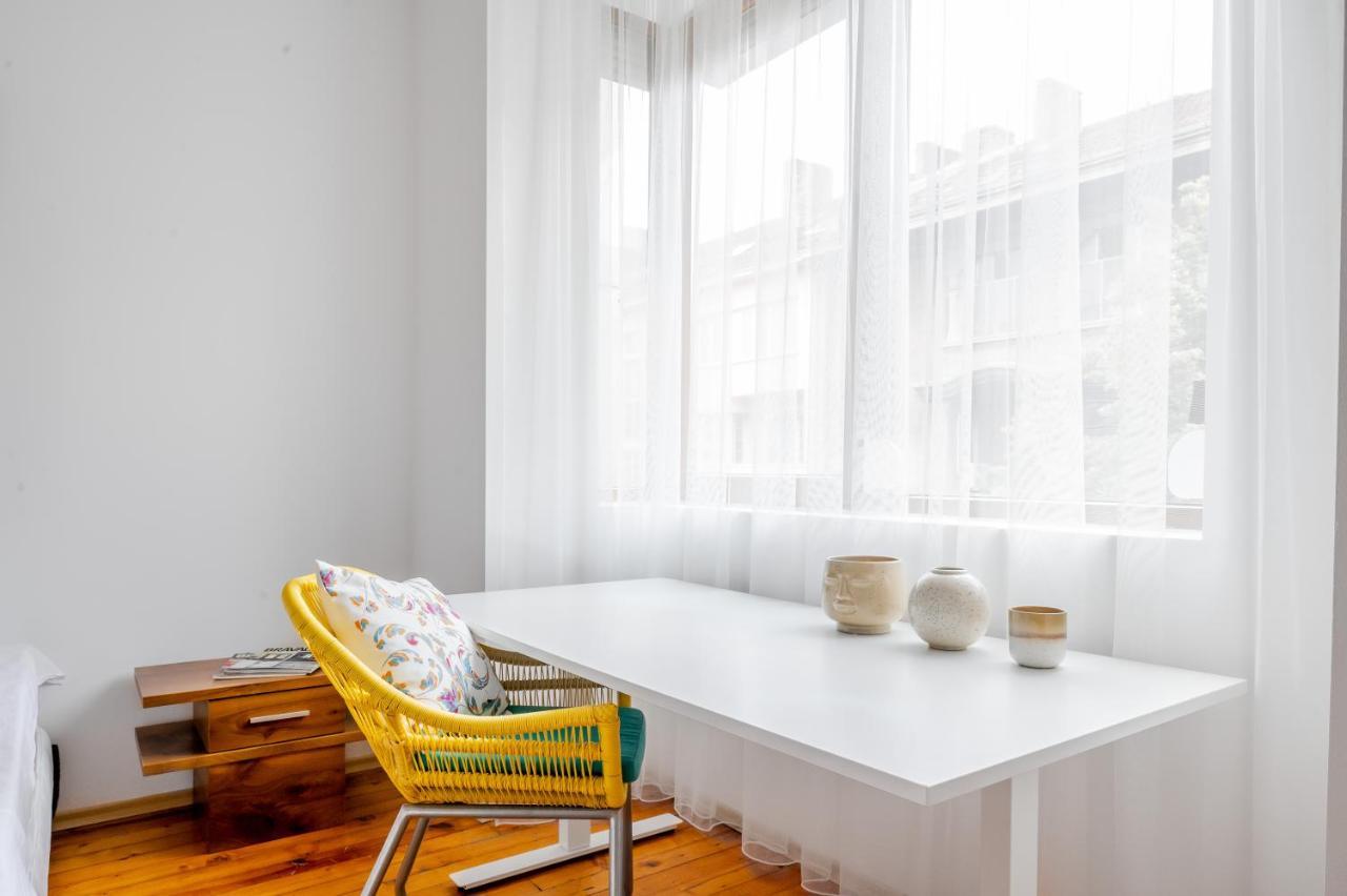 شقة Sofia'S Vintage Gem: Spacious 2Bd Flat On Solunska المظهر الخارجي الصورة